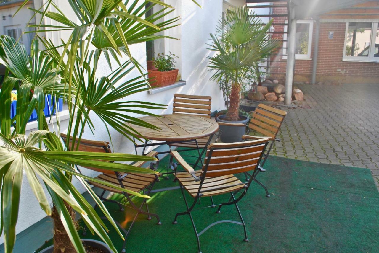 Haus Shiralee - Das Ferienhaus Warnemuende Ρόστοκ Εξωτερικό φωτογραφία